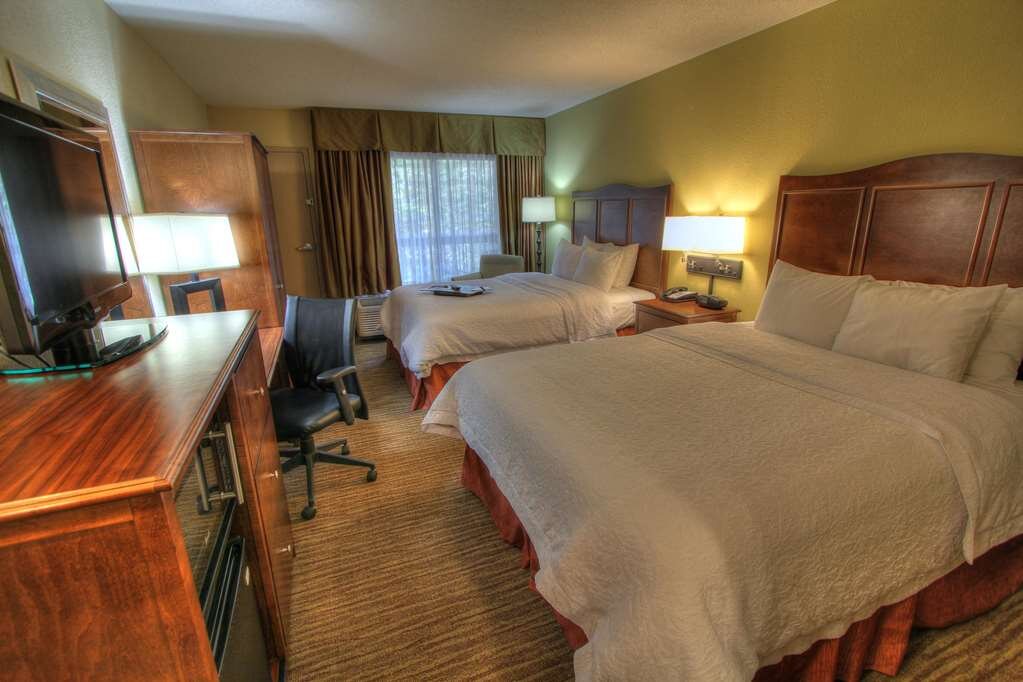 Hotel photo 23 of Hampton Inn Gatlinburg.