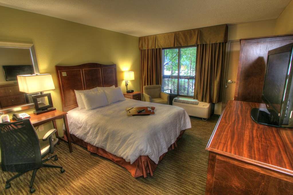 Hotel photo 50 of Hampton Inn Gatlinburg.
