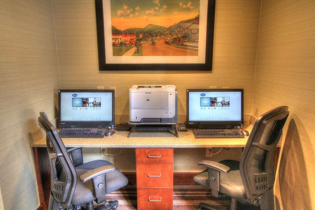 Hotel photo 63 of Hampton Inn Gatlinburg.