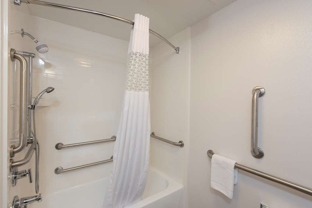 Hotel photo 40 of Hampton Inn Grand Rapids-South.
