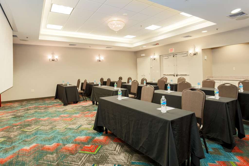 Hotel photo 19 of Hilton Garden Inn Nanuet.