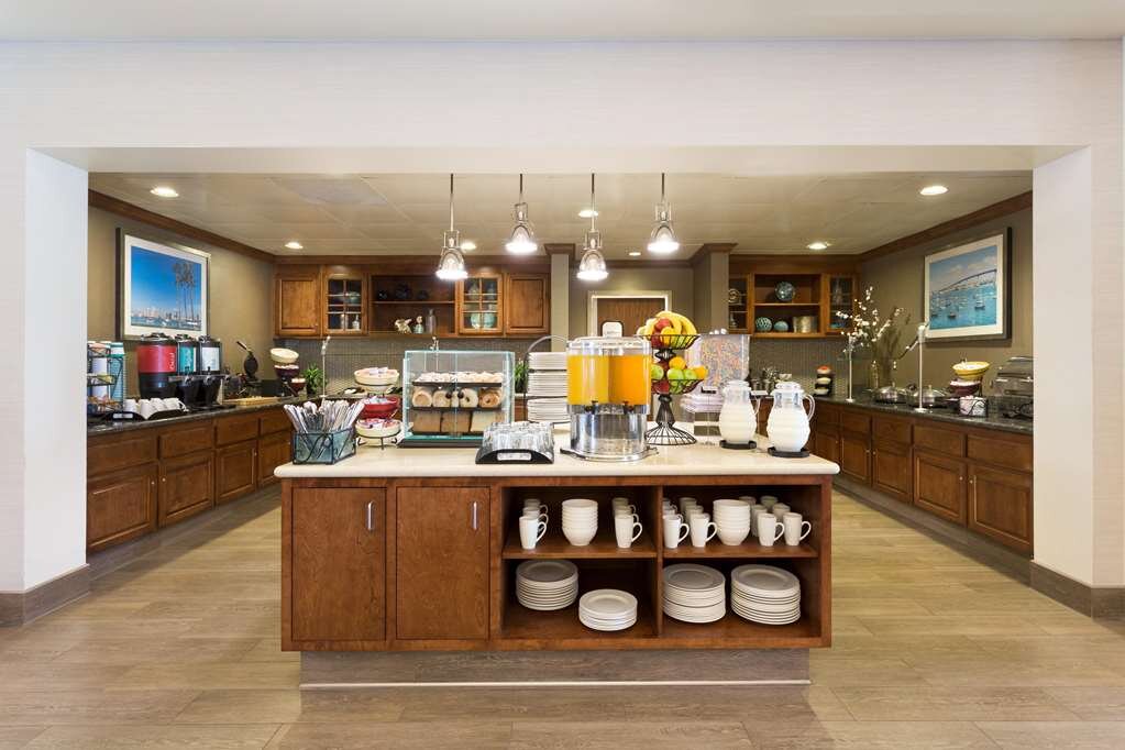 Hotel photo 3 of Homewood Suites by Hilton San Diego Airport-Liberty Station.