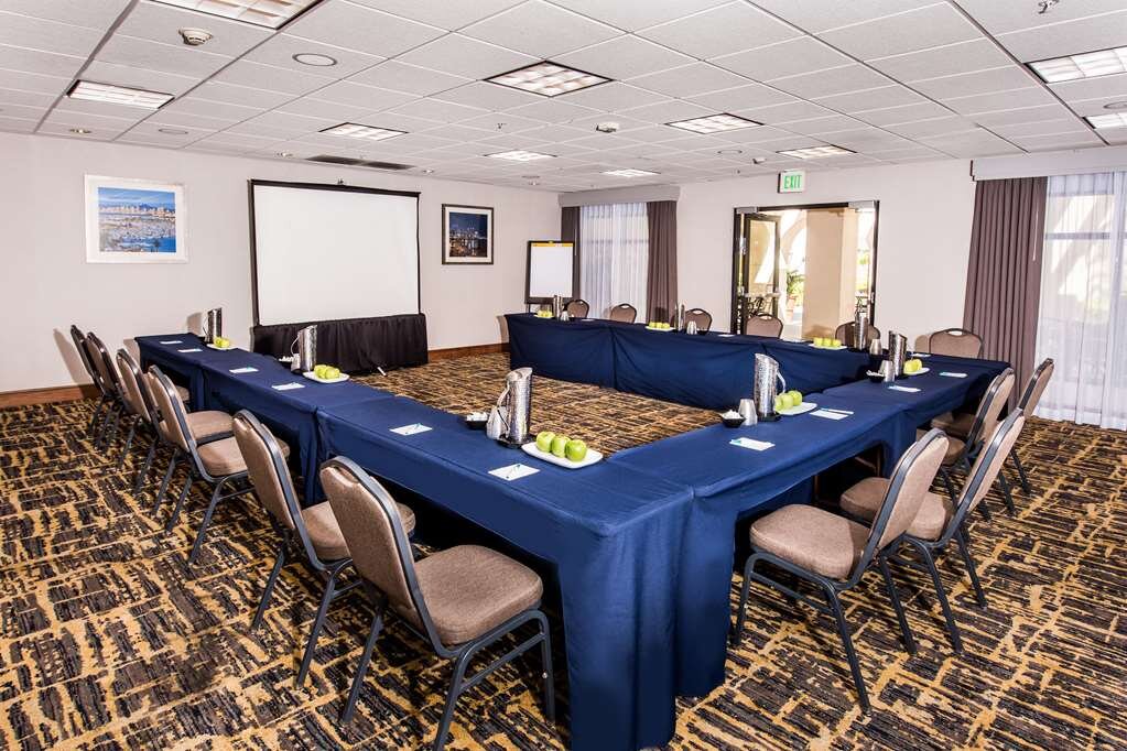 Hotel photo 17 of Homewood Suites by Hilton San Diego Airport-Liberty Station.