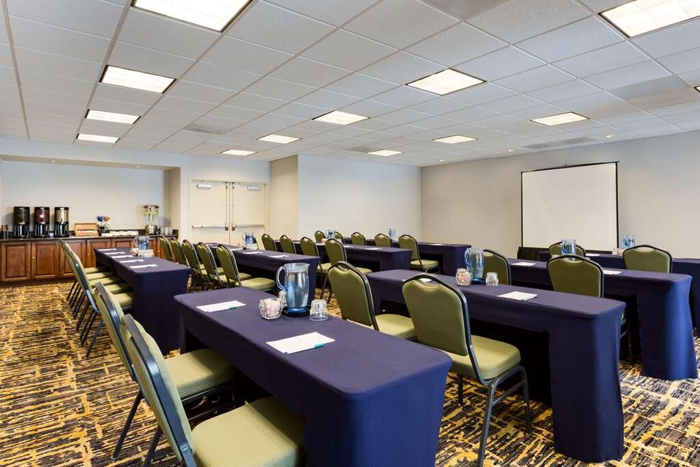 Hotel photo 43 of Homewood Suites by Hilton San Diego Airport-Liberty Station.