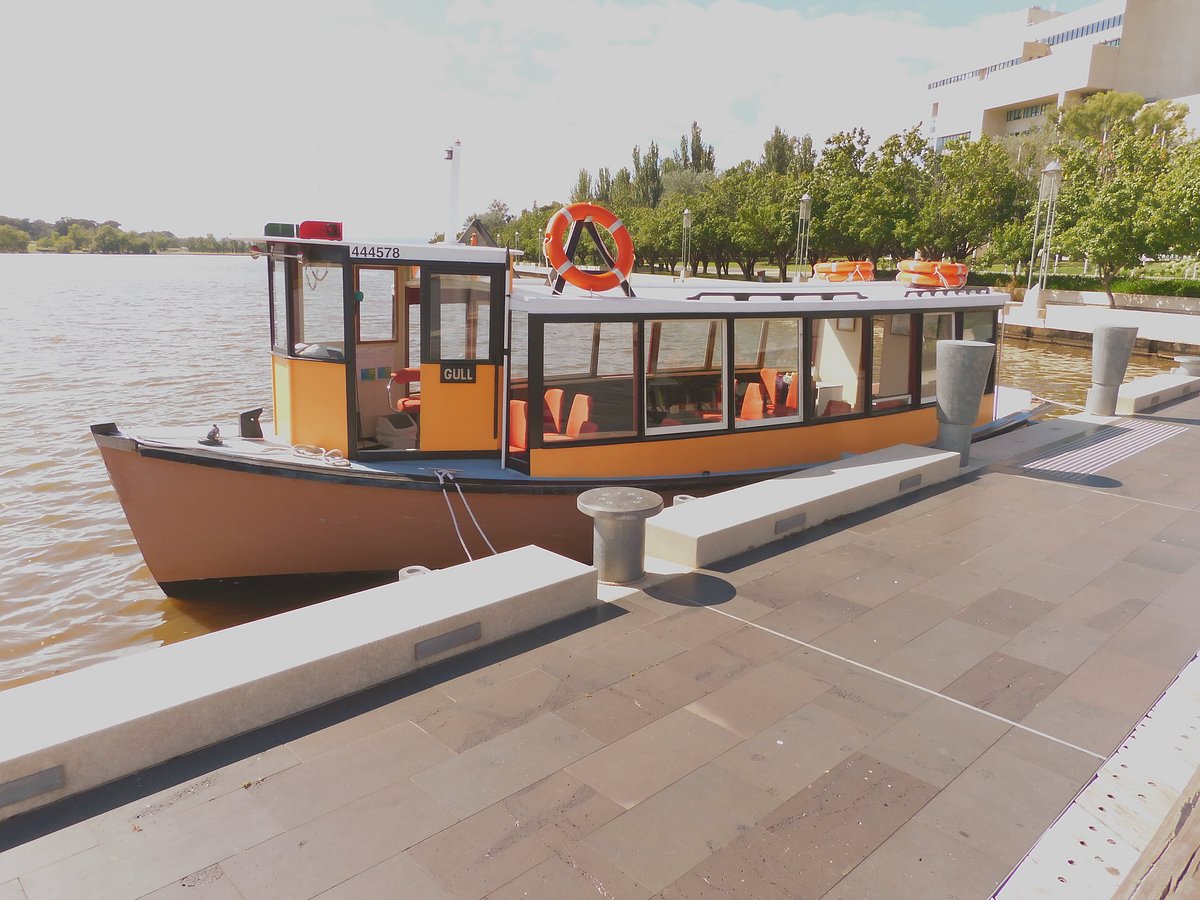 lake dinner cruise canberra