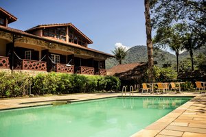 Piscina y playa