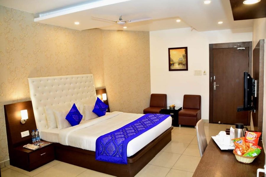 Hotel Surya International Lucknow Hotel Reviews Photos Rate Comparison Tripadvisor