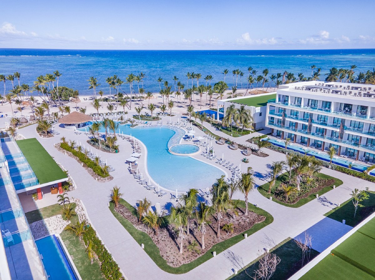 Serenade Punta Cana Beach &amp; Spa Resort โรงแรมใน ปุนตาคานา