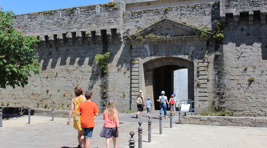 L'entrée de la ville close, point de départ de la recherche