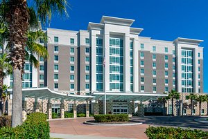 Hampton Inn & Suites Tampa Airport Avion Park Westshore in Tampa, image may contain: Condo, City, Urban, Office Building