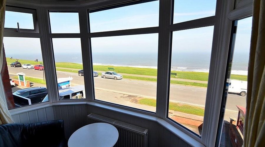 Seaview bay window