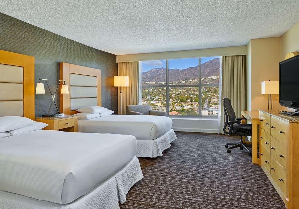 Hotel photo 39 of Hilton Los Angeles North/Glendale & Executive Meeting Ctr.