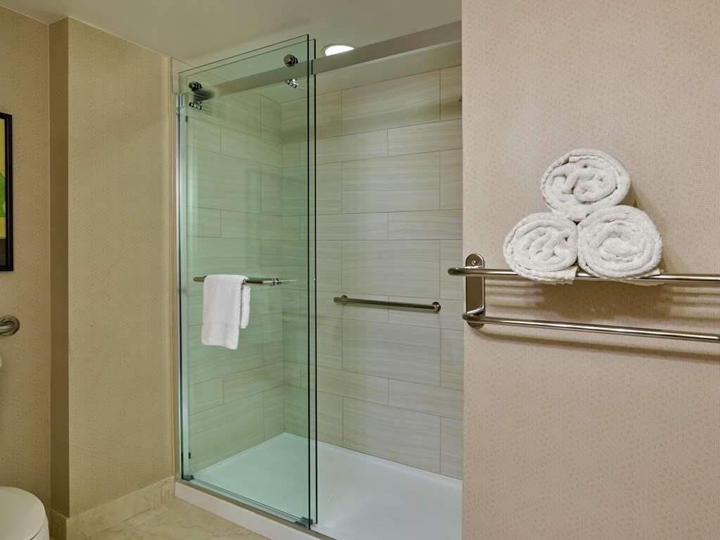 Hotel photo 52 of Hilton Los Angeles North/Glendale & Executive Meeting Ctr.