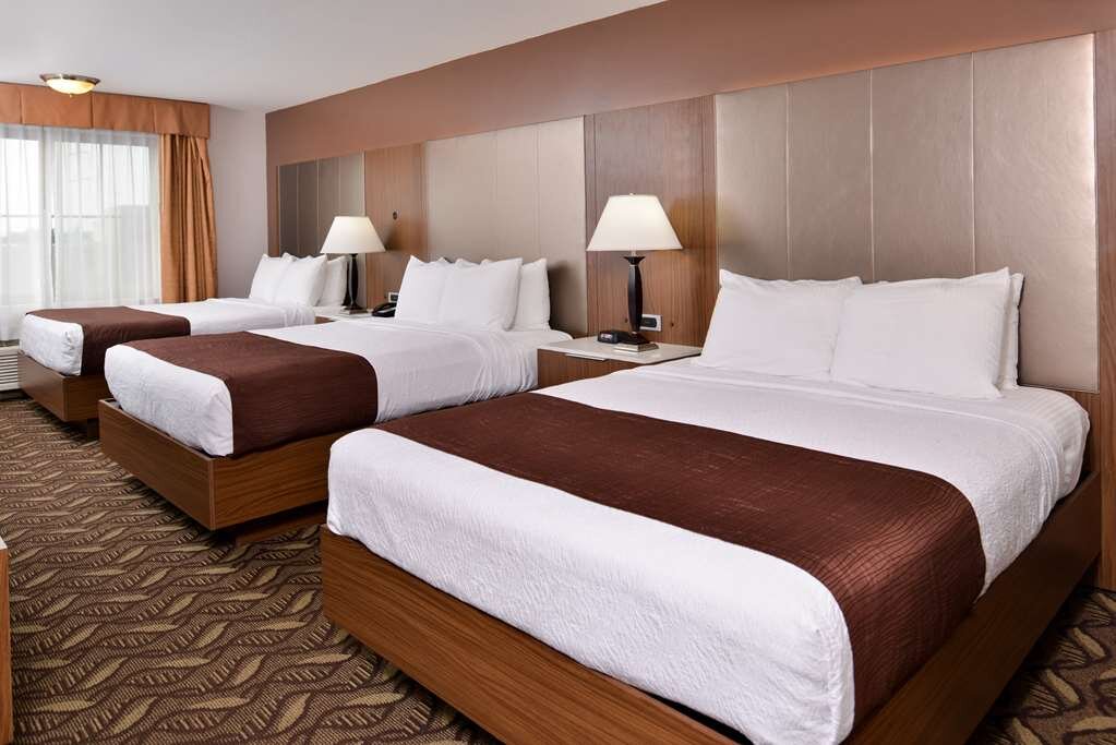 Hotel photo 30 of Best Western Airport Plaza Inn - Los Angeles Lax Hotel.