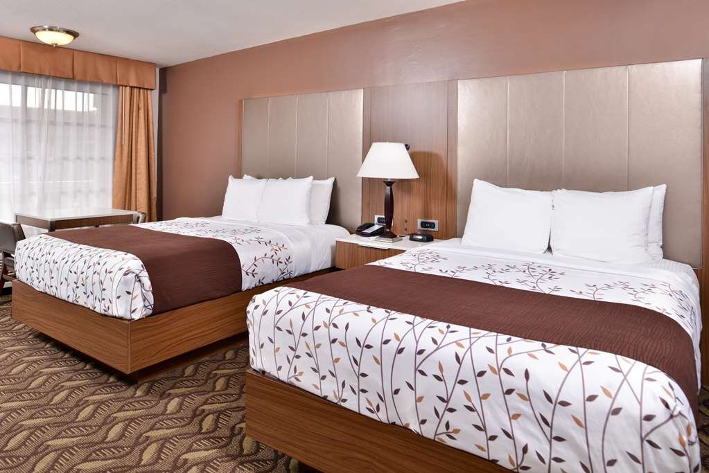 Hotel photo 19 of Best Western Airport Plaza Inn - Los Angeles Lax Hotel.