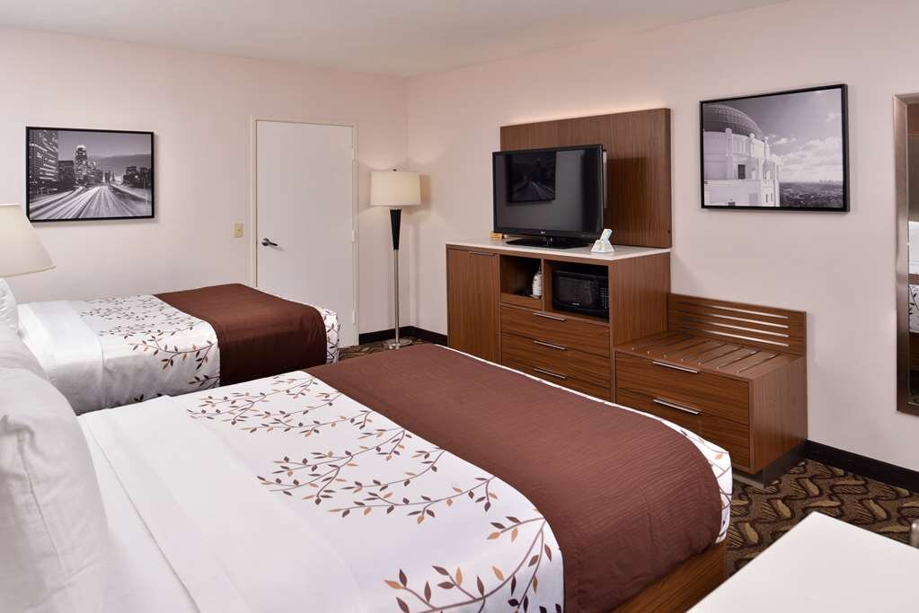 Hotel photo 9 of Best Western Airport Plaza Inn - Los Angeles Lax Hotel.