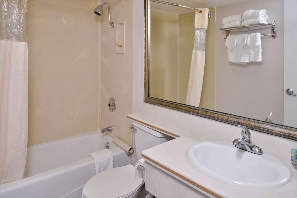 Hotel photo 6 of Best Western Airport Plaza Inn - Los Angeles Lax Hotel.