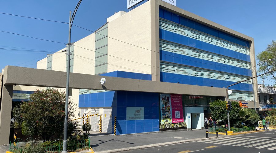 Ubicado en uno de los antiguos barrios de la CDMX, Santa María la Ribera. Contamos con 4 tipos de habitaciones: sencilla, doble, doble superior y suite.
