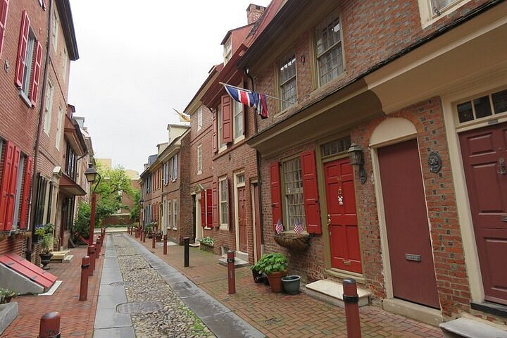 Elfreths Alley Christmas Open House Tour 2022 Tripadvisor | Small-Group Discovering Colonial Philadelphia Public Walking  Tour Provided By Phillyphat | Pa