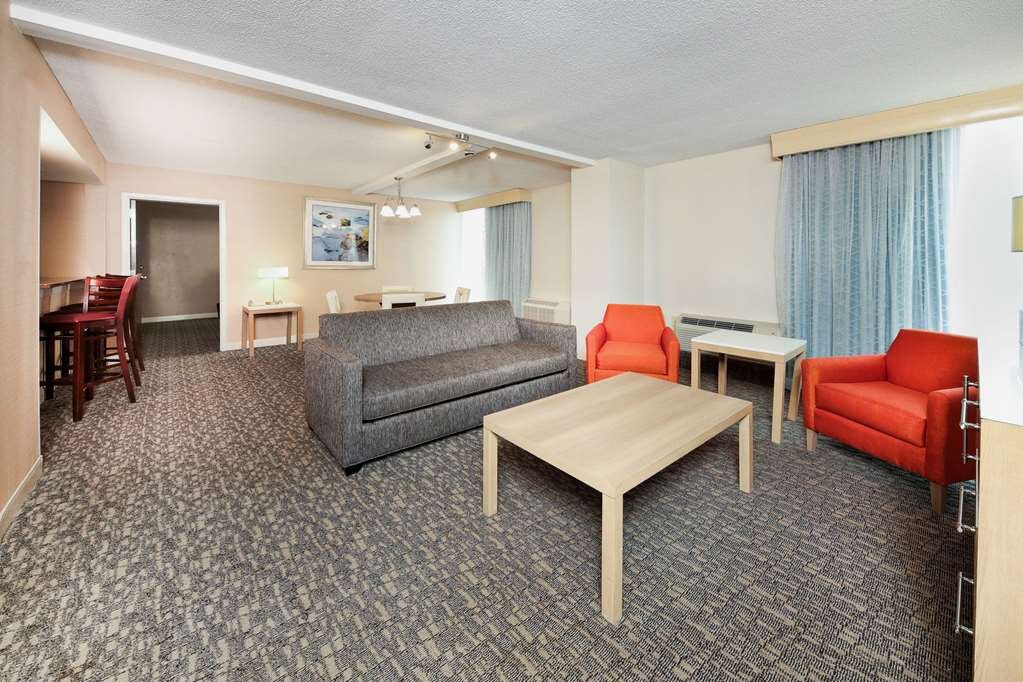 Hotel photo 23 of DoubleTree by Hilton Hotel Virginia Beach.