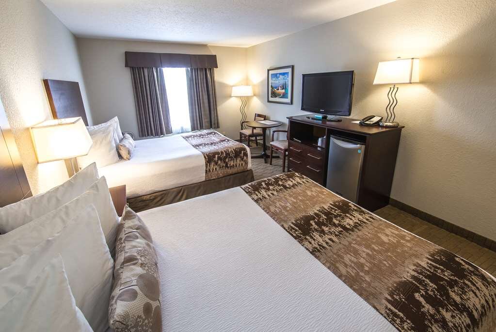 Hotel photo 5 of Best Western Plus Pembina Inn & Suites.