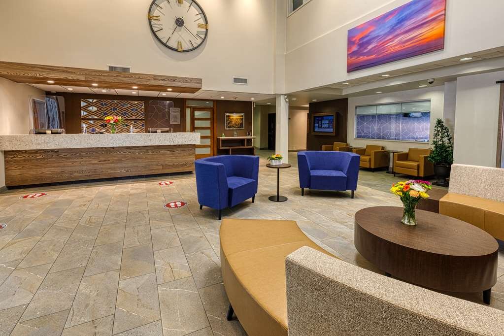 Hotel photo 6 of Best Western Plus Pembina Inn & Suites.