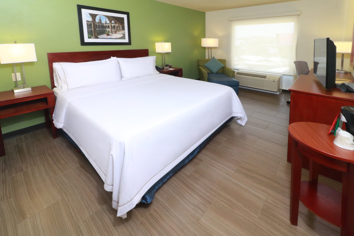 Holiday Inn Express Guadalajara Aeropuerto Hotel Messico Prezzi 2022