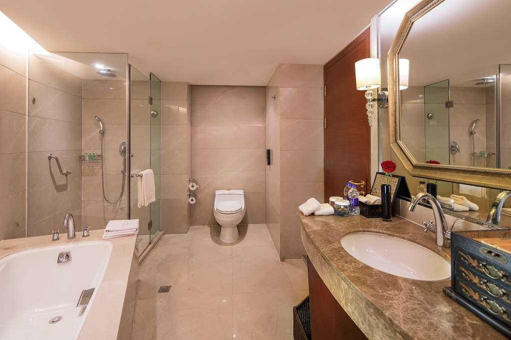 Hotel photo 34 of Wyndham Grand Plaza Royale Hangzhou.