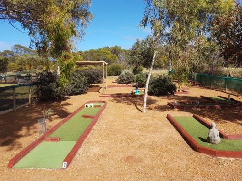 Oasis Supa Golf and Adventure Putt Mini Golf, Kids Fun