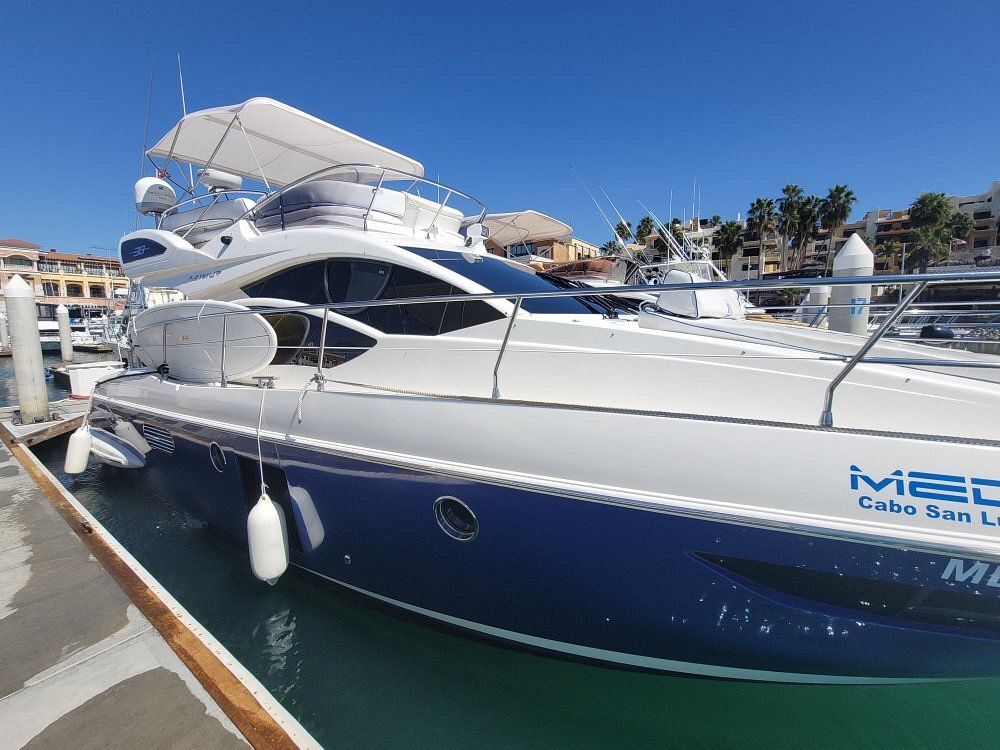 yachts in cabo san lucas today