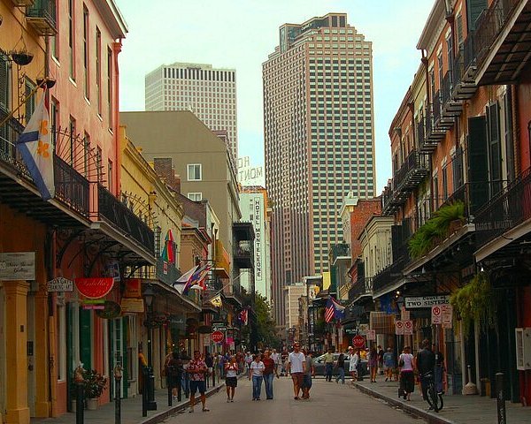 french quarter walking tour self guided