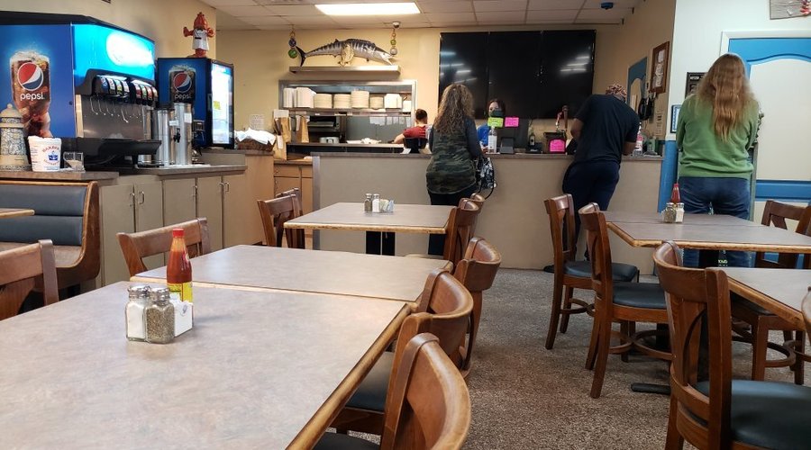 Junior's Seafood Restaurant & Grill