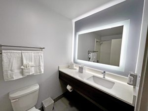 Room & Suite
