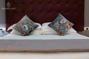 Room & Suite