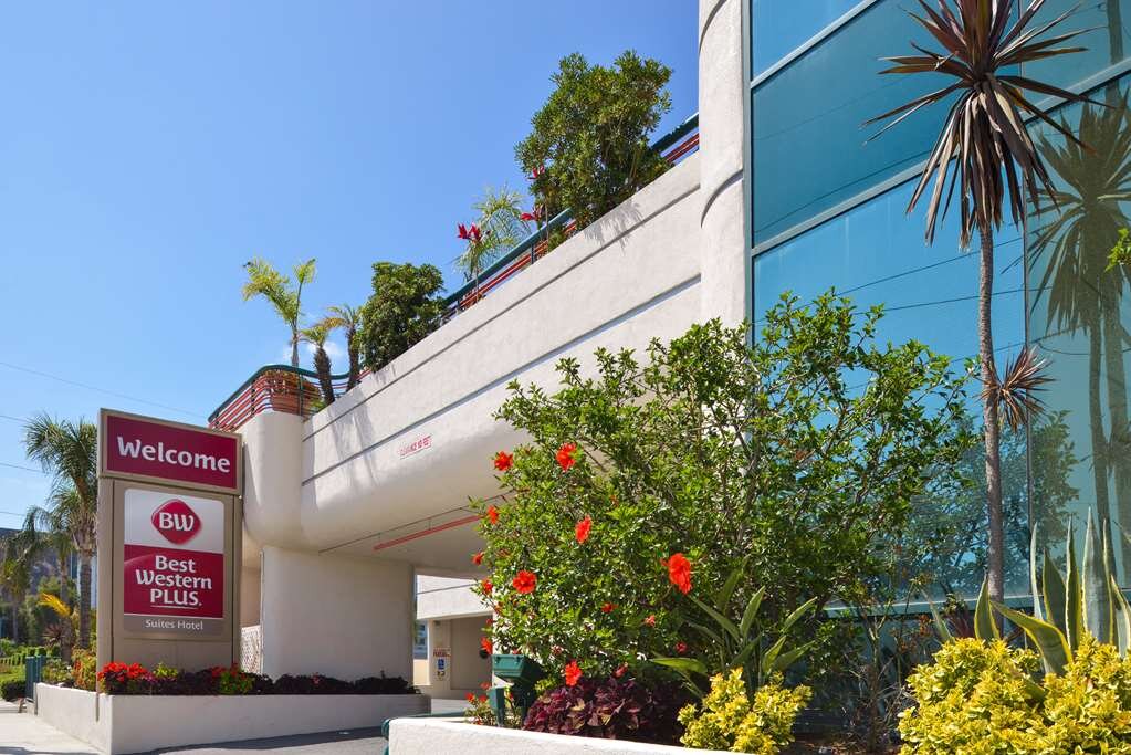 Hotel photo 52 of Best Western Plus Suites Hotel - Los Angeles LAX Airport.