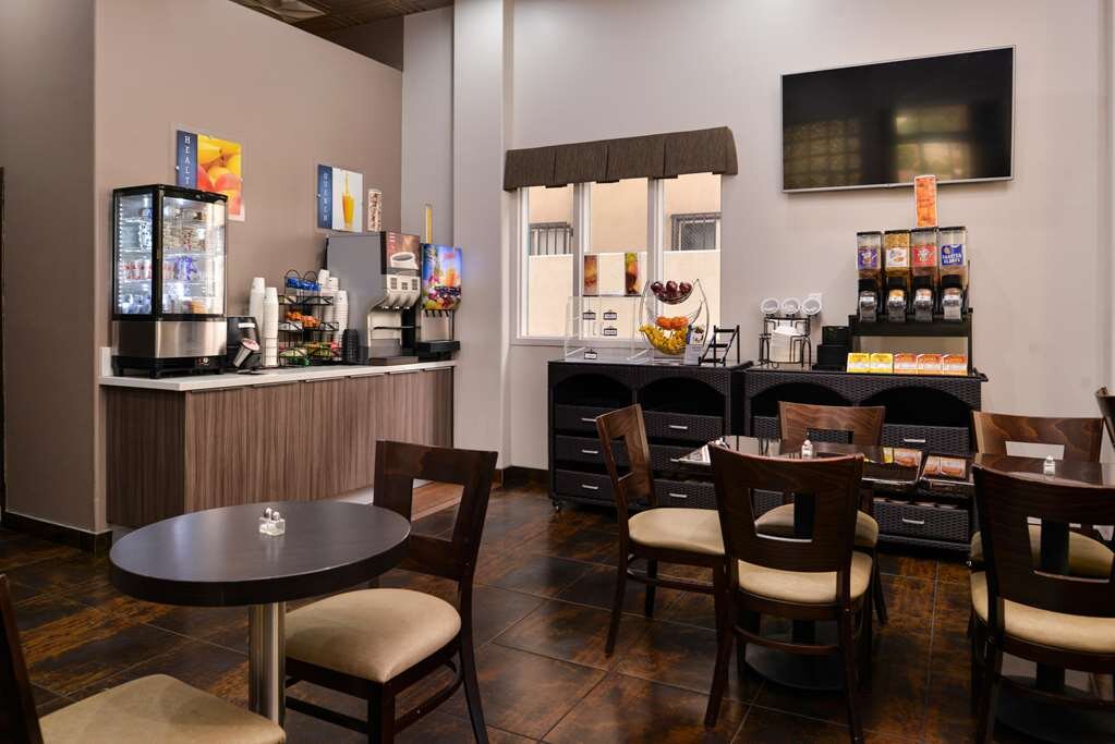 Hotel photo 51 of Best Western Plus Suites Hotel - Los Angeles LAX Airport.