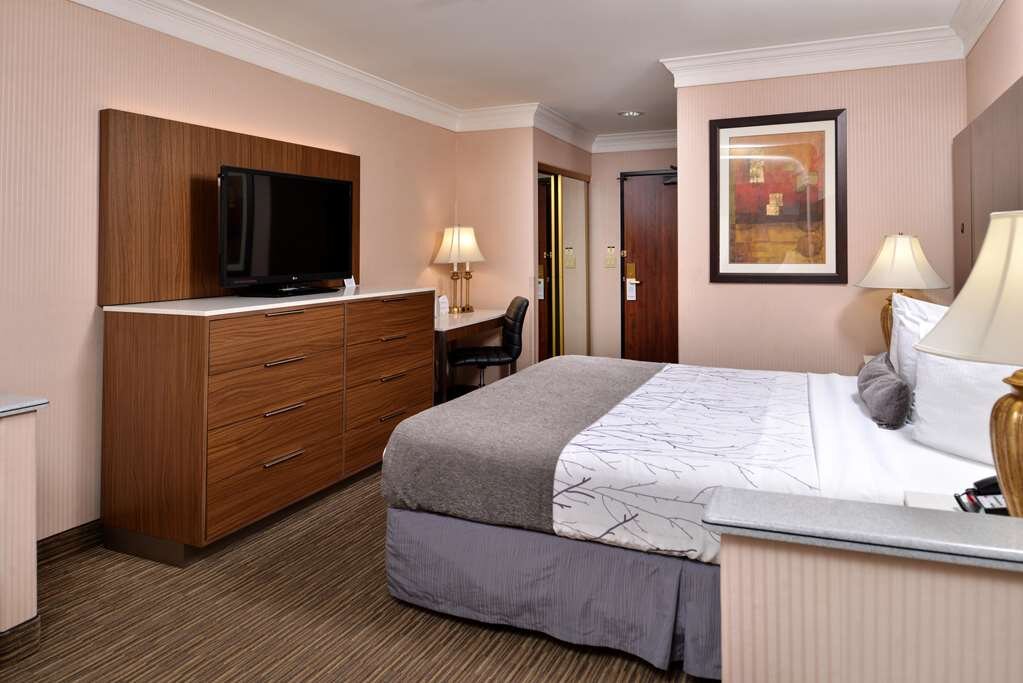 Hotel photo 25 of Best Western Plus Suites Hotel - Los Angeles LAX Airport.