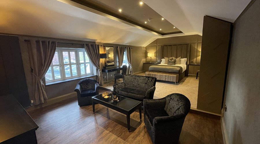 Room 10 - The new Suite.