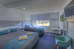 Room & Suite