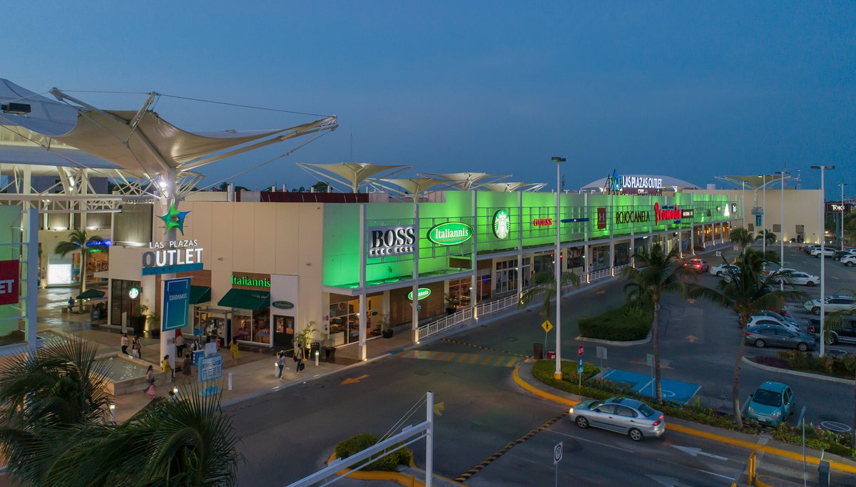 Las Plazas Outlet Cancun - All You Need to Know BEFORE You Go