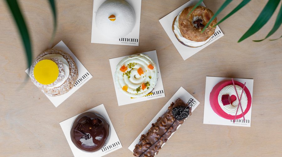 Selection of our cakes winter season