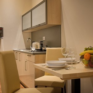 Andel Apartments Praha, hotel in Prague