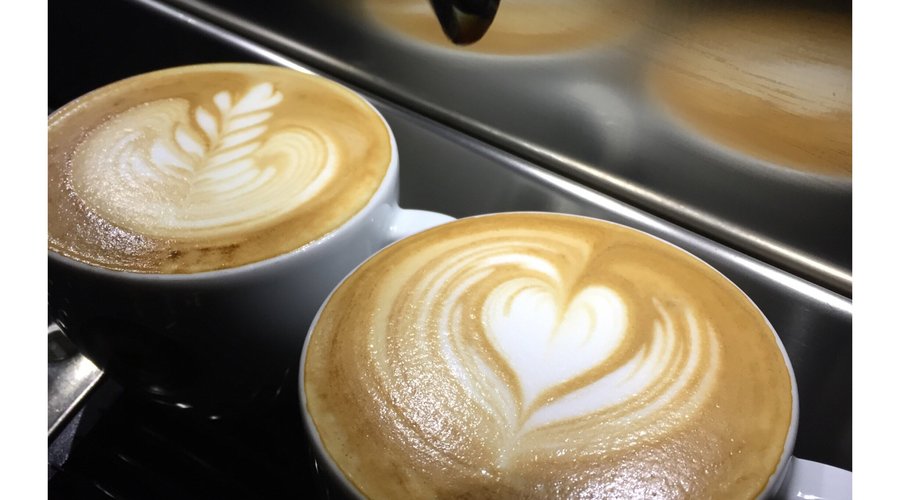 Philimonius Aalst cappuccino latte art by barista Jo