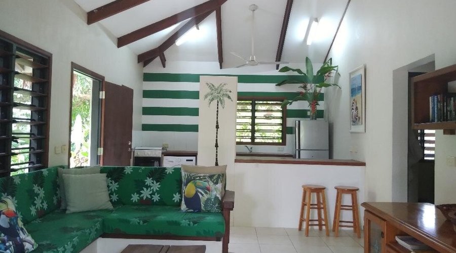 TROPPO DELUX VILLA .Open plan living /kitchen.