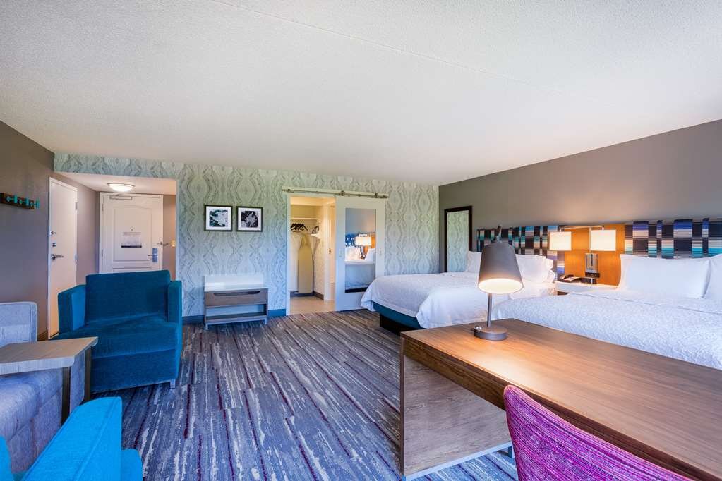 Hotel photo 46 of Hampton Inn & Suites Herndon-Reston.
