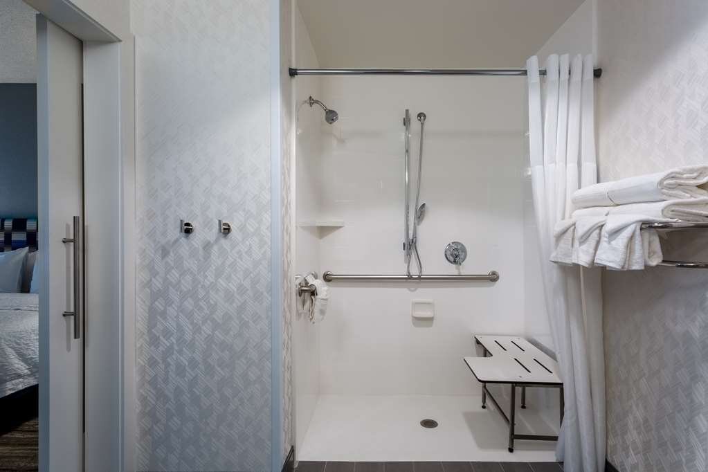 Hotel photo 54 of Hampton Inn & Suites Herndon-Reston.