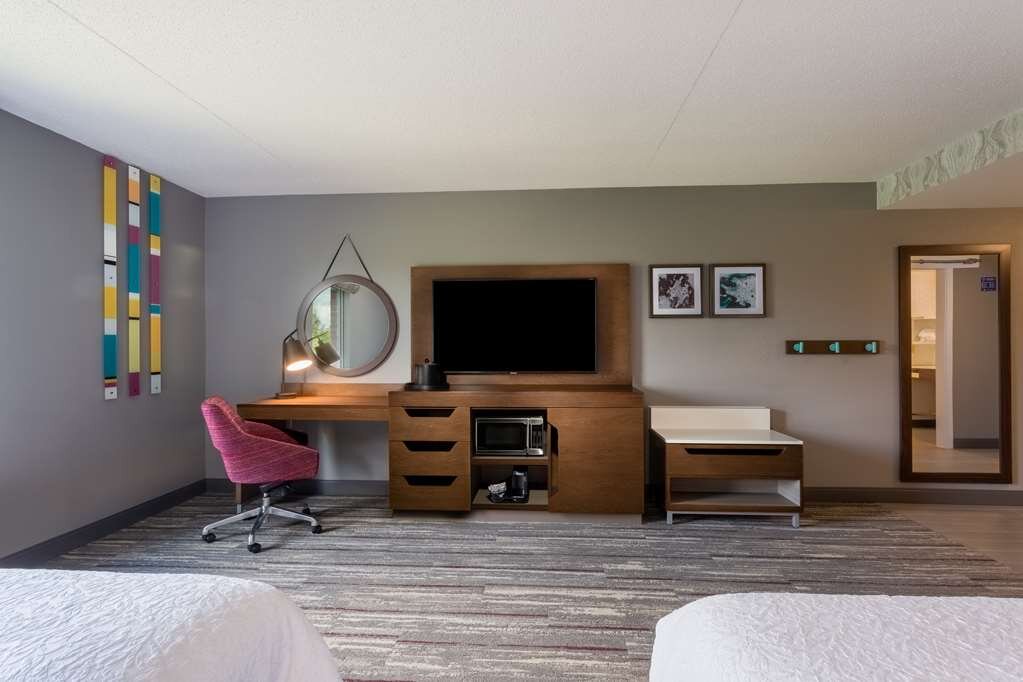 Hotel photo 10 of Hampton Inn & Suites Herndon-Reston.