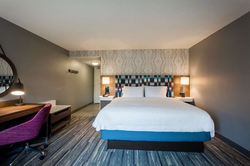 Hotel photo 16 of Hampton Inn & Suites Herndon-Reston.