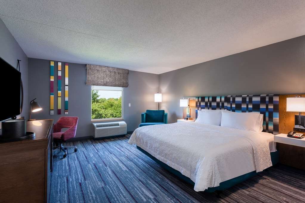 Hotel photo 37 of Hampton Inn & Suites Herndon-Reston.