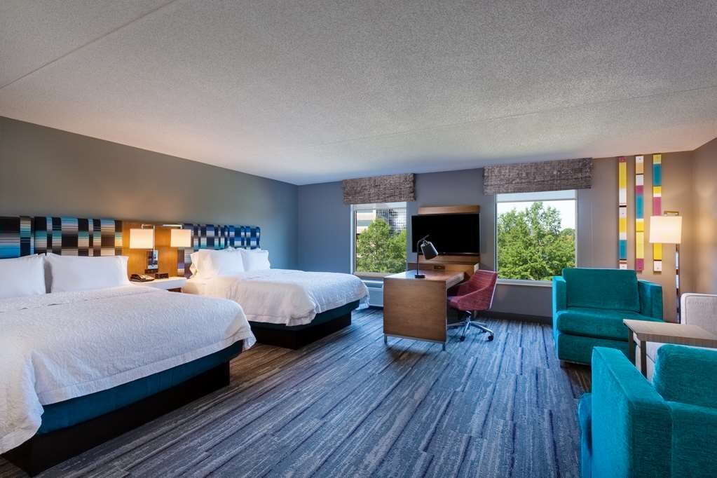 Hotel photo 39 of Hampton Inn & Suites Herndon-Reston.